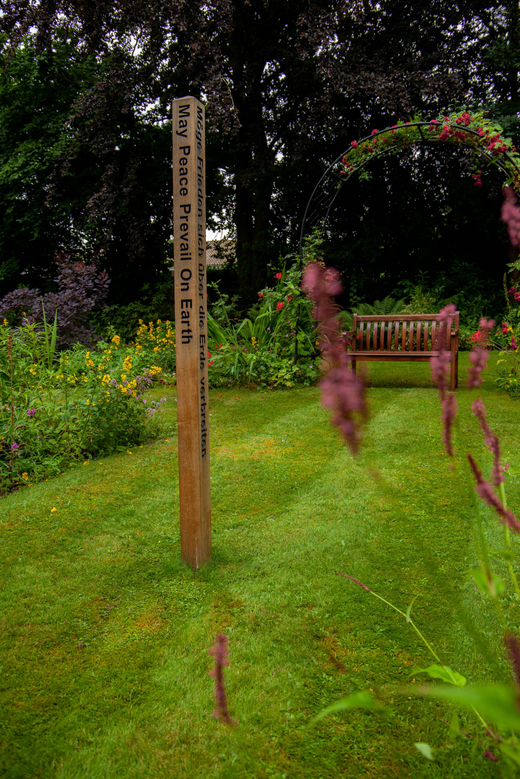 Peacepole