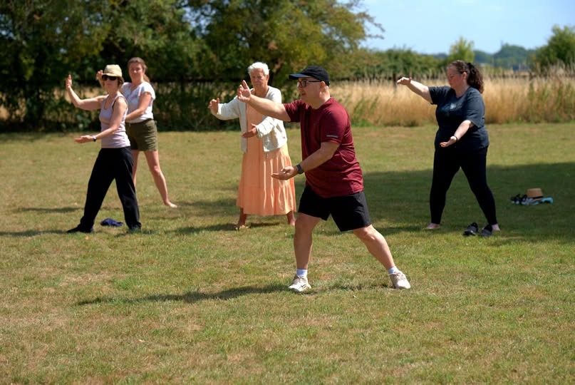 Tai Chi QiGong Shibashi