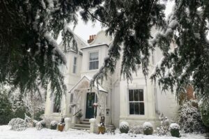 December Mindfulness Meditation with Lina