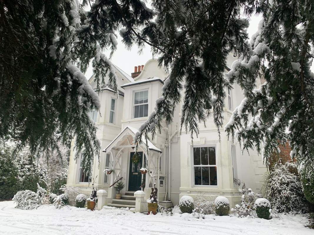 December Mindfulness Meditation with Lina