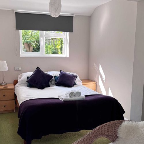 Stay At Claridge House Quaker Rerteat Lingfield Surrey 33